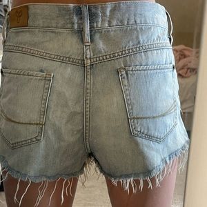 Aritzia TNA jean shorts